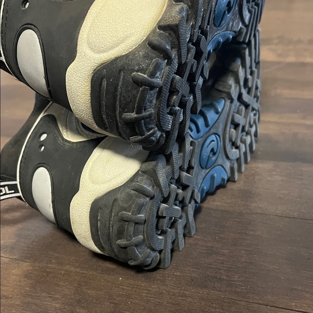 Rossignol Blue and Gray Footwear 12 - Picture 9 of 11